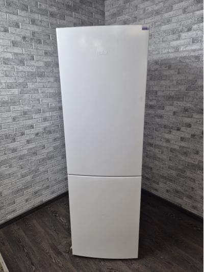 Холодильник Haier CFE 833 CW